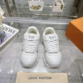 Picture of Louis Vuitton Shoes _SKULVsz38-46mnh083317666